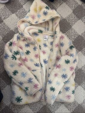 Hannah Andersson 6-7 Cream Hooded Fleece Jacket with Multicolor Snowflake Print